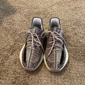 Yeezy 350 V2 ‘Zyon’ (Worn Once)